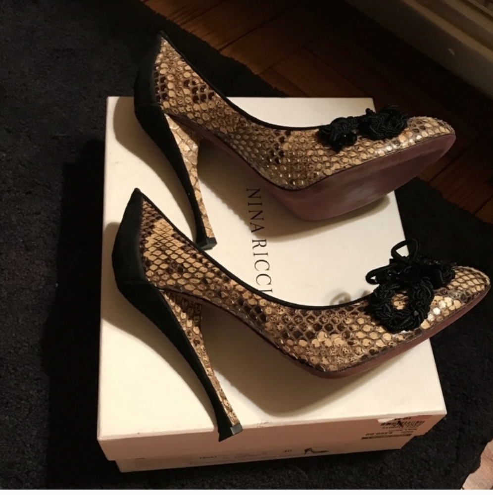 NINA RICCI Python Pumps - Picture 3 of 4
